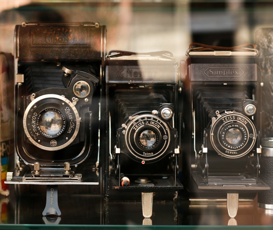 Capturing Creativity: Unconventional Uses of Photography Equipment Capturing Creativity: Unconventional Uses of Photography Equipment